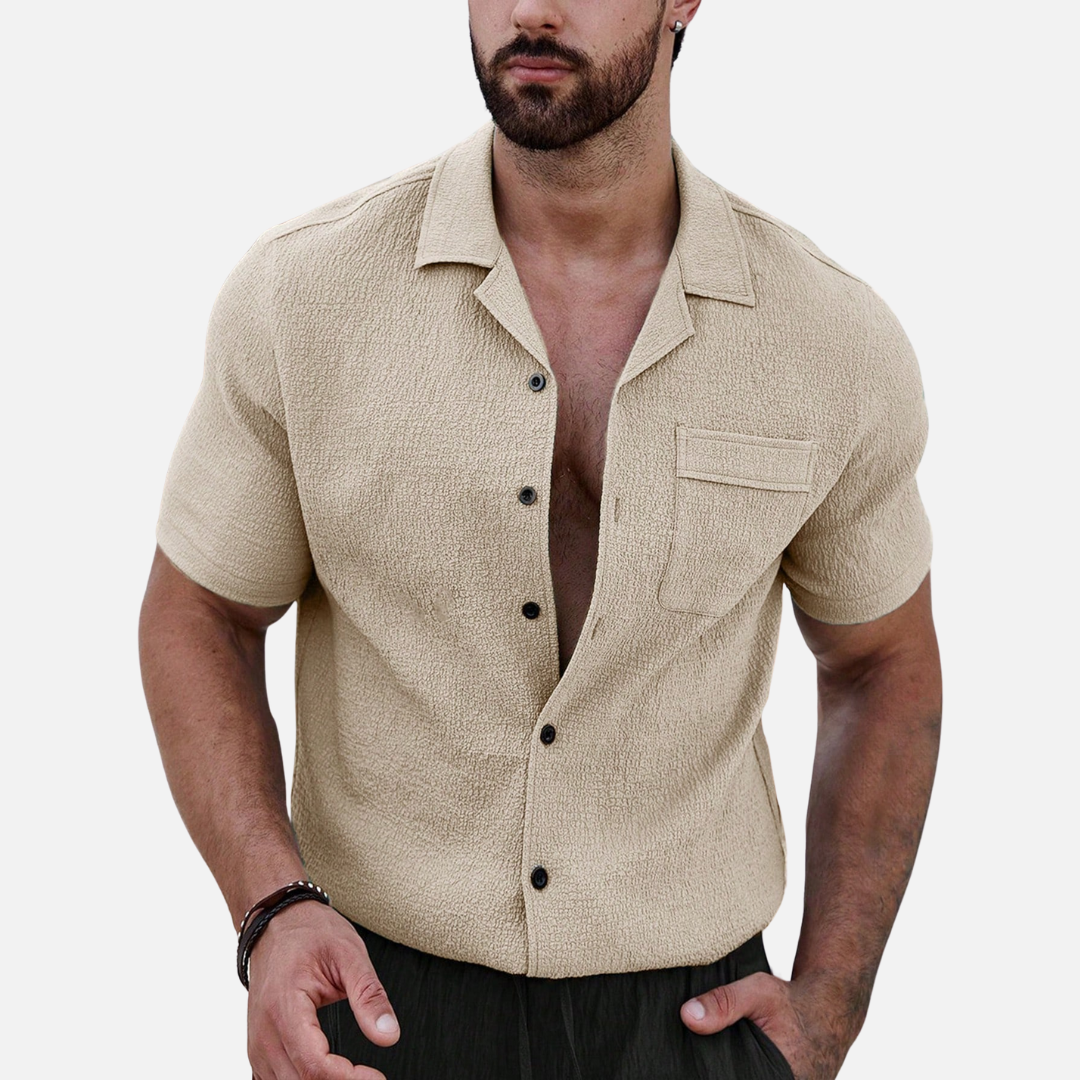 Avero AV64 Men’s Short-Sleeve Shirt with Front Pockets