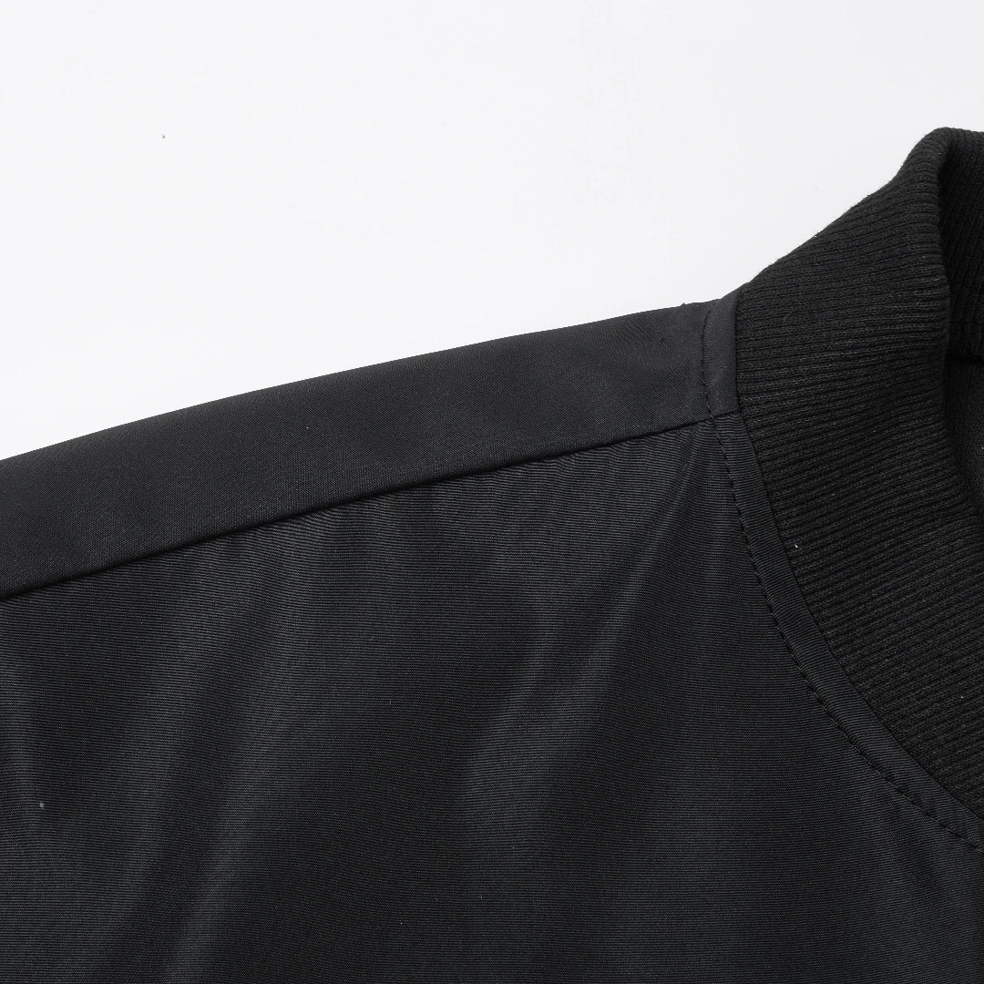 Campera Masculina Deportiva de Cuero – Estilo Atemporal y Versatilidad