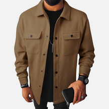 Campera Masculina Abotonada – Estilo Clásico con Toque Contemporáneo
