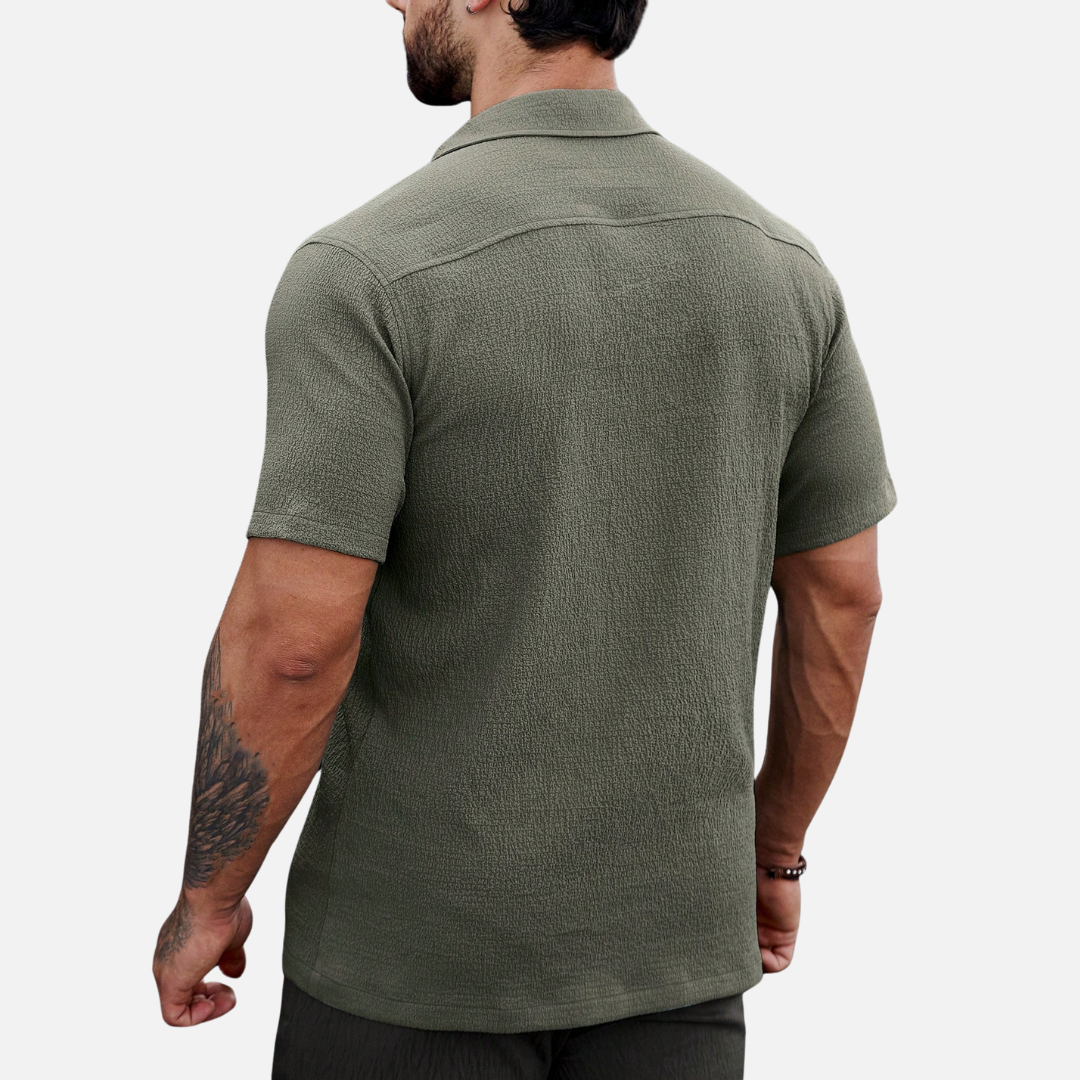 Avero AV64 Men’s Short-Sleeve Shirt with Front Pockets